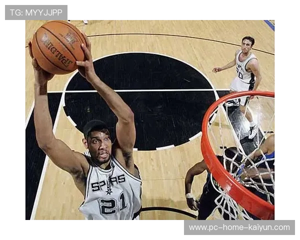 帽子戏法或用中场做筹码完成多笔交易