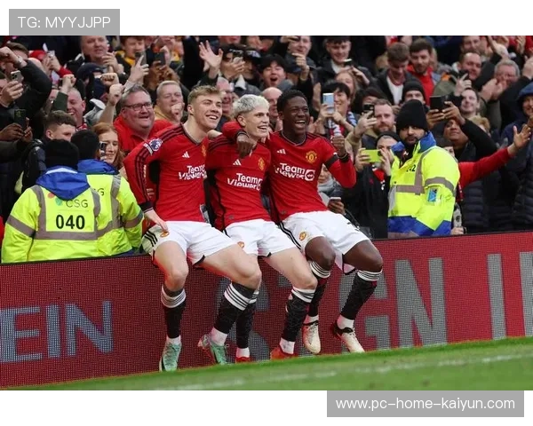 曼联反击效率提升,安东尼内切创造最关键机会