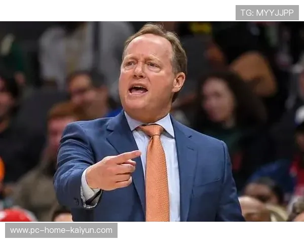 拳击场边教练咆哮战术引争议：幕后真相与未来走向